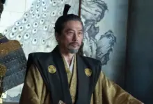 Hiroyuki Sanada portrays Yoshii Toranaga, a powerful busho (military commander) and lord of the Kantō region in Shogun.